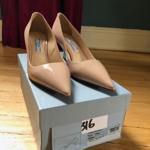 Authentic PRADA Vernice Cipria Kitten Heel Size 37
